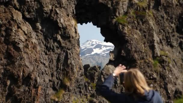 Mountains Glaciers Iceland Snaefellsjokull Glacier Back Visible Hole Rock High — ストック動画