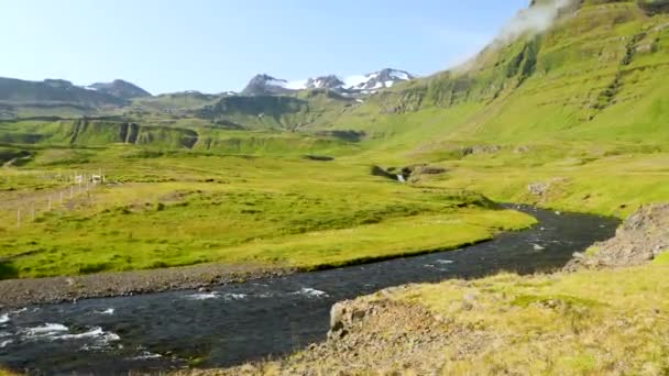 Icelandic Green Nature Kirkjufell Mountain Snaefellsnes Peninsula Summer High Quality — Vídeo de Stock