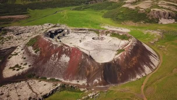 Aerial Drone Footage Grabrok Crater Summer Iceland Landscape Borgarfjordur Area — Vídeo de Stock