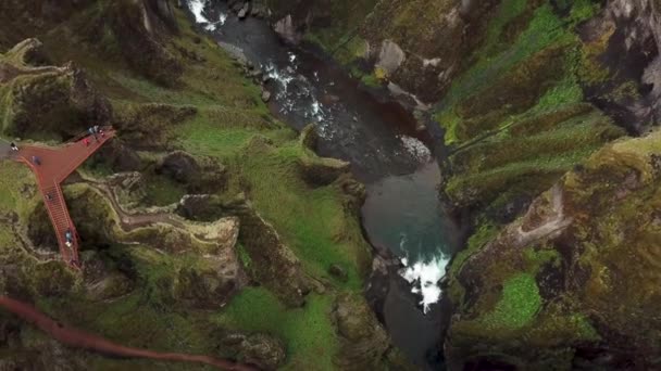 Авіаційні Дрони Каньйону Fjadrargljufur Ісландії Дивовижний Краєвид Річкового Каньйону Ландшафту — стокове відео