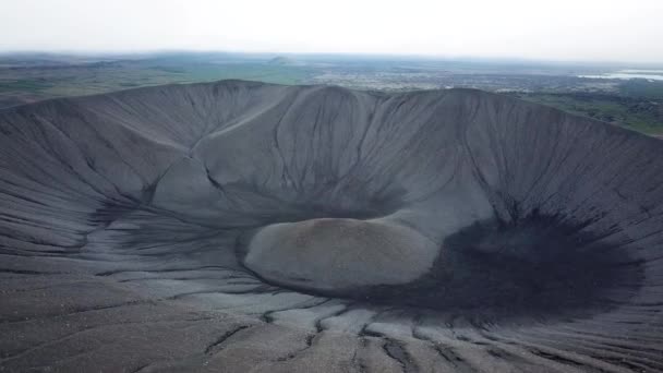 Aerial Drone Footage Inactive Hverfjall Volcano Iceland Cinematic Aerial View — ストック動画