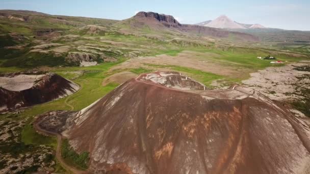 Aerial Drone Footage Grabrok Crater Smaller Grabrokarfell Crater Summer Iceland — Vídeo de Stock