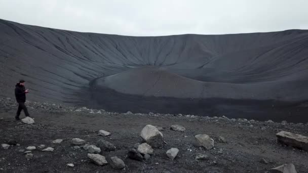 Αεροπλάνο Επανδρωμένου Αεροσκάφους Από Ένα Ανενεργό Ηφαίστειο Hverfjall Ισλανδία Κινηματογραφική — Αρχείο Βίντεο