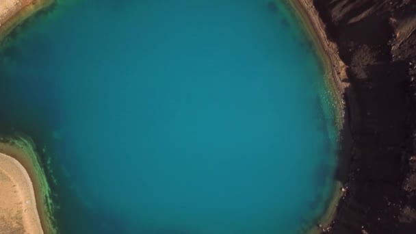 Filmische Luchtfoto Drone Beelden Van Boven Viti Krater Zomer Geothermische — Stockvideo