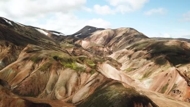 Landmannalaugar Etrafındaki Muhteşem Dağların Olduğu Bir Zlanda Manzarasının Sinematik Hava — Stok video