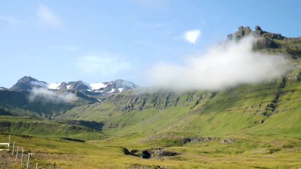 Izlandi Zöld Természet Körül Kirkjufell Hegy Snaefellsnes Félszigeten Nyáron Kiváló — Stock videók