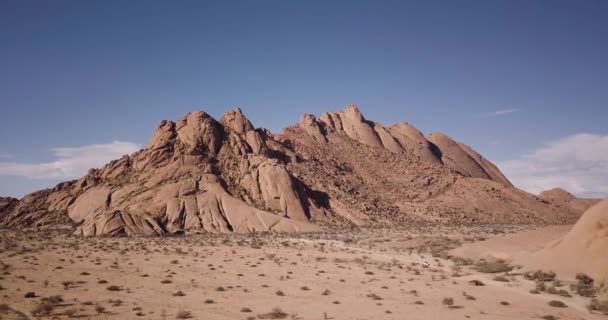 Drohnenaufnahmen Vom Spitzkoppe Gebirge Namibia Afrika Afrikanische Uralte Felsformationen Rote — Stockvideo