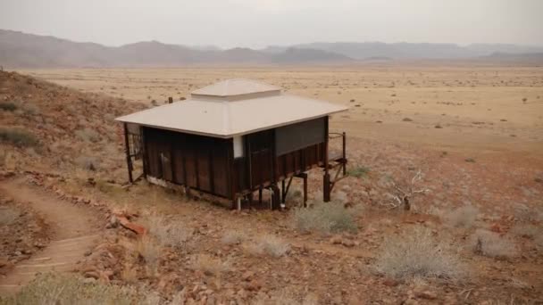 Loja Madeira Típica Africana Deserto Namíbia Perto Sossusvlei Imagens Alta — Vídeo de Stock