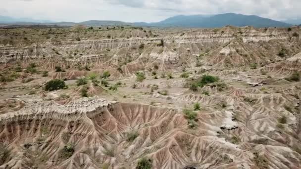 Imágenes Aéreas Del Dron Del Desierto Gris Desierto Tatacoa Colombia — Vídeo de stock