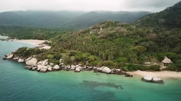 Imágenes Aéreas Drones Naturaleza Paradisíaca Parque Nacional Tayrona Colombia América — Vídeos de Stock