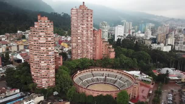 Tiro Aéreo Avión Tripulado Del Centro Bogotá Con Plaza Toros — Vídeos de Stock