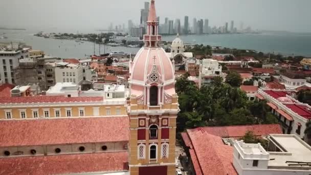 Cartagena Colombia Drone Shot Del Casco Antiguo Cartagena Con Catedral — Vídeos de Stock