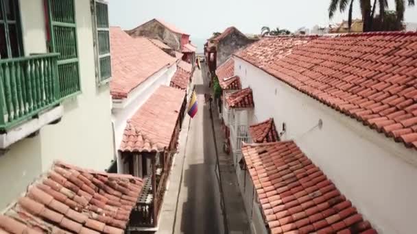 Cartagena Colômbia Drone Shot Cidade Velha Cartagena Voe Pela Rua — Vídeo de Stock