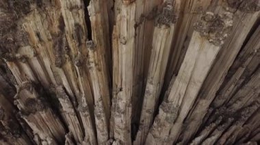 Los Estoraques Eşsiz Doğal Alan, Kolombiya, Latin Amerika 'nın insansız hava aracı görüntüleri. Güzel Kolombiya keskin kayaları. Kolombiya 'nın Norte de Santander bölgesinde güzel bir manzara. 4K görüntü.