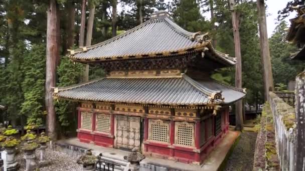 Храм Тошогу Традиційний Японський Буддистський Храм Святиня Кам Яними Ліхтарями — стокове відео