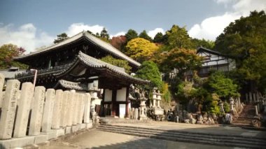 Nara, Japonya - 25 Ocak 24: Nara Todai-ji Nigatsudo veya Şubat Hall. Japonya 'daki Nigatsu-do tapınağı. Yüksek kalite 4k görüntü.