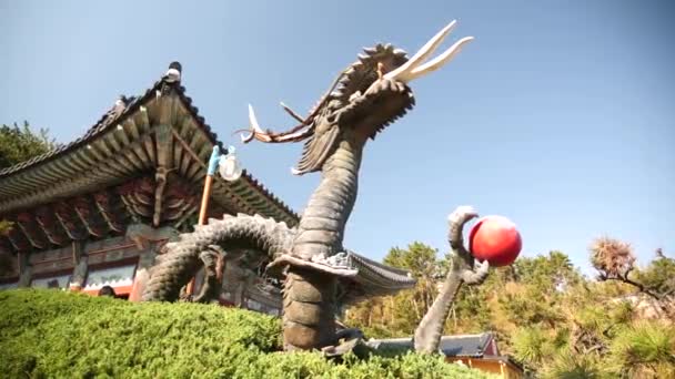 Símbolo Del Dragón Templo Haedong Yonggungsa Cerca Busan Corea Del — Vídeos de Stock