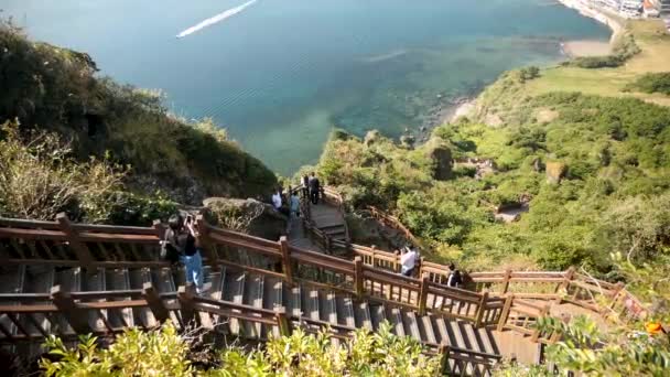 Jeju Island Republic Korea Abril 2024 Stairs Top Seongsan Ilchulbong — Vídeo de Stock