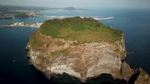 Drone Tiro Seongsan Ilchulbong Ilha Jeju República Coreia Vista Aérea — Vídeo de Stock