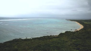 Japonya 'nın Okinawa Eyaleti, Ishigaki Adası' ndaki Hirakubozaki 'den görüntü. Yüksek kalite 4k görüntü.