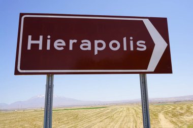 Hiyeraplis Antik Kenti: Roma Lüks ve Kutsal Baharların Ebedi Kavşağı, Hamamlar, Tapınaklar ve Termal Havuzlar Türkiye 'de Şifa, İnanç ve Kültürel Refahın Vasiyeti Olarak Duruyor.