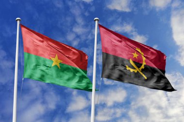 Burkina Faso ve Angola 'nın Bayrakları Mavi Gökyüzüne Karşı Birlikte Dalgalanıyor, Afrika Birliği ve Diplomatik İlişkileri simgeliyor