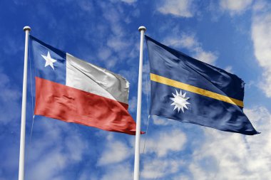 Şili ve Nauru 'nun Bayrakları Mavi Gökyüzüne Karşı Rüzgarda Dalgalanıyor, Uluslararası Ortaklığı ve Küresel Bağlantıları sembolize ediyor