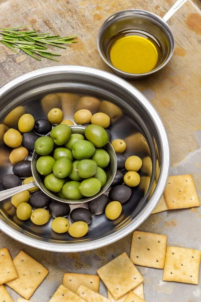 Black Green Olives Metal Bowls Butter Bowl Biscuits Table Rusty — Stock Photo, Image
