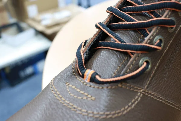 Barna Csizma Napi Tevékenységek Védi Lábát Munkavállalók Ezeket Cipőket Lábvédelemként — Stock Fotó
