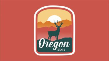 Oregon eyaletindeki güzel orman ve dağ manzarasının silueti