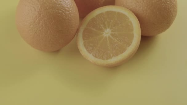 Oranges Fruits Source Vitamin Juicy Organic Food Sunny Breakfast — Vídeos de Stock