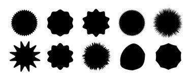 Yıldız patlaması konuşma baloncukları. Yıldız patlaması, siyah fiyat etiketi güneş patlaması simgeleri. Kara Güneş patlaması. Düz vintage etiket etiketleri. Vektör illüstrasyonu