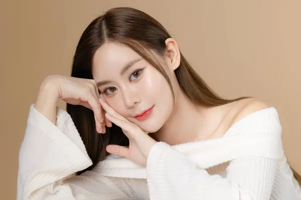 Giovane Bellezza Asiatica Donna Capelli Lunghi Con Stile Coreano Trucco — Foto Stock