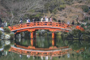 10 Nisan 2012 Daigo ji tapınağında güzel bir Japon bahçesi.