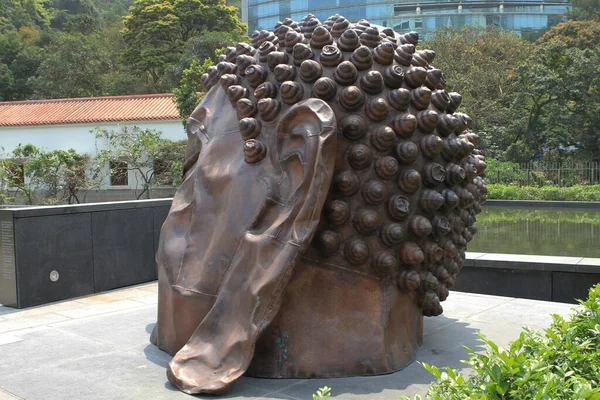 Rzeźba Głowy Buddy Autorstwa Artysty Zhang Huana Asia Society Marca — Zdjęcie stockowe