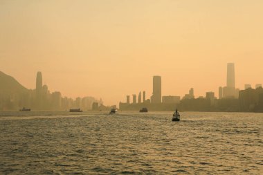5 Haziran 2012 Victoria Limanı, Hong Kong 'un gün batımı