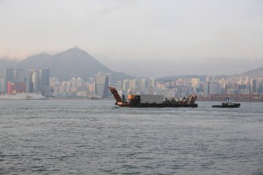 5 Haziran 2012 Kwun Tong ile feribotun kuzey noktası arasında