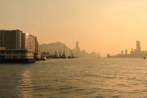2012 Június Victoria Harbour Naplementéje Hong Kong — Stock Fotó