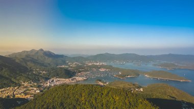 Sai Kung 11 Kasım 2022 'de Liman Barınağı' nın kıyı şeridi.