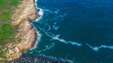 Doğu Barajı 'ndaki deniz koyunda, Sai Kung, Hong Kong 19 Kasım 2022