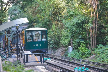 Yeni Peak Tram Pisti MacDonnell Road İstasyonu 14 Ekim 2022