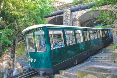 Yeni Peak Tram Köprüsü 'nü geç MacDonnell Yolu 14 Ekim 2022