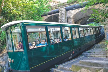 Yeni Peak Tram Köprüsü 'nü geç MacDonnell Yolu 14 Ekim 2022