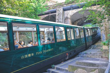 Yeni Peak Tram Köprüsü 'nü geç MacDonnell Yolu 14 Ekim 2022