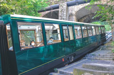 Yeni Peak Tram Köprüsü 'nü geç MacDonnell Yolu 14 Ekim 2022