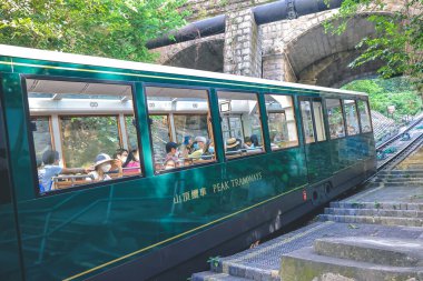 Yeni Peak Tram Köprüsü 'nü geç MacDonnell Yolu 14 Ekim 2022