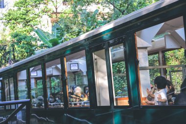 Yeni Peak Tram Pisti MacDonnell Road İstasyonu 14 Ekim 2022