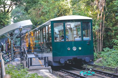 Yeni Peak Tram Pisti MacDonnell Road İstasyonu 14 Ekim 2022