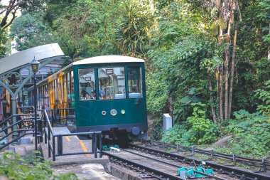 Yeni Peak Tram Pisti MacDonnell Road İstasyonu 14 Ekim 2022