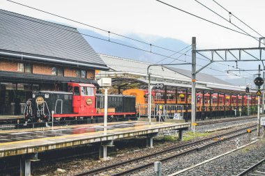 Sagano Romantik Treni Saga Arashiyama 'da 11 Nisan 2012